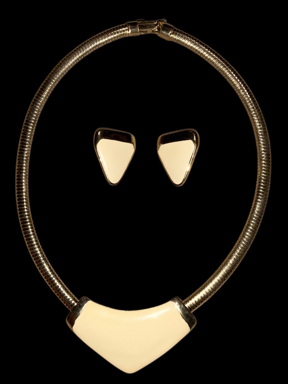 Park Lane Cream and Gold Collar Necklace with Matching Earrings (clip)